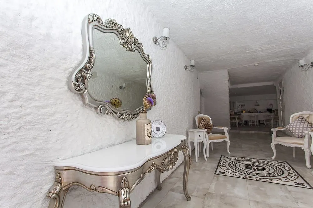 Alaçatı Alanur Otel 2*,  Türkiye