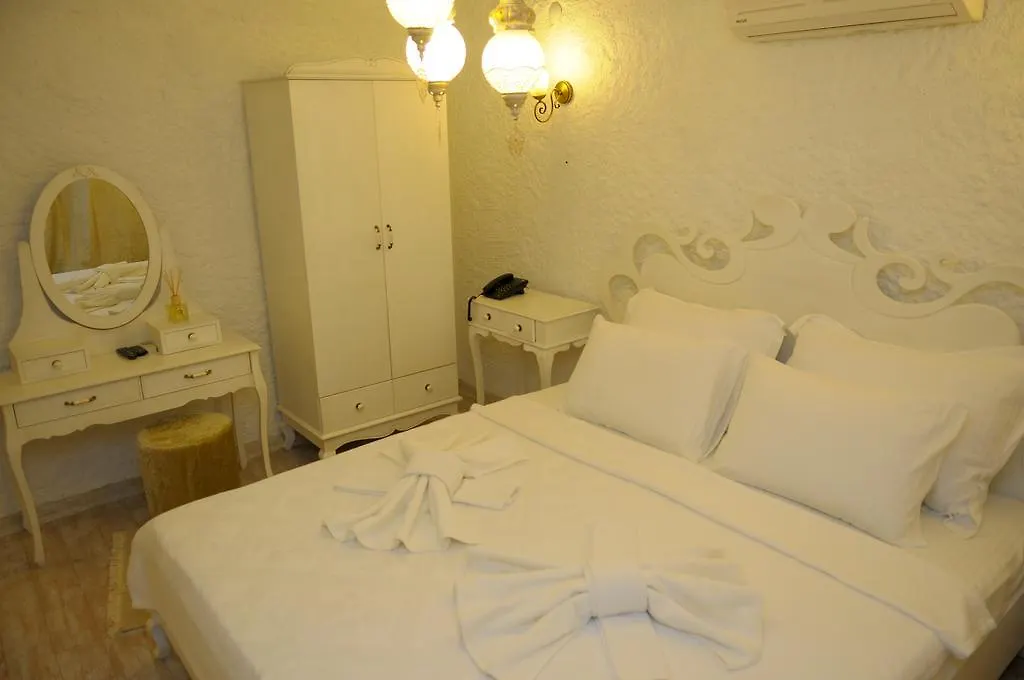Hotel Alacati Alanur Otel